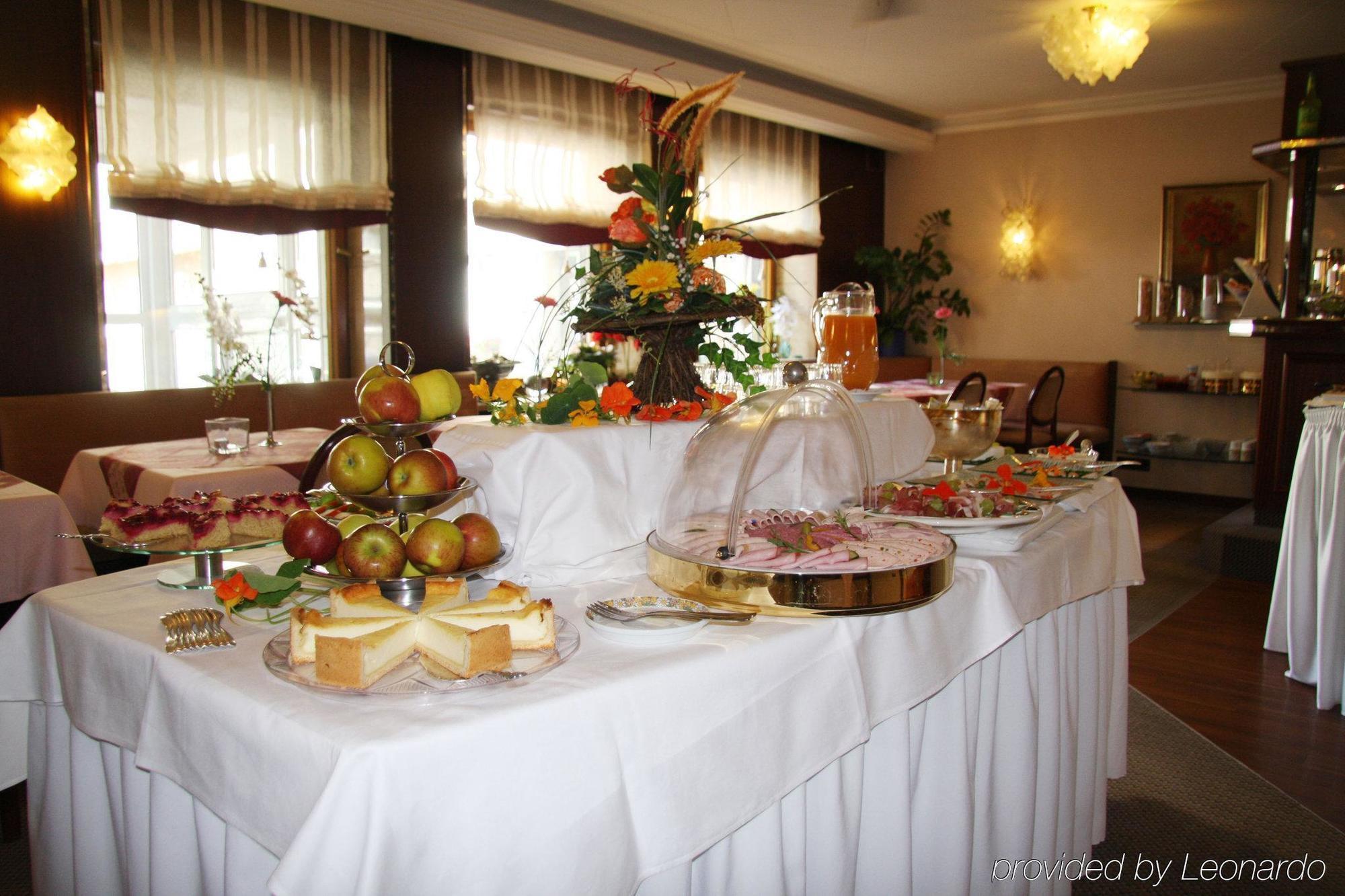 Hotel Am Heideloffplatz Nuremberga Restaurante foto